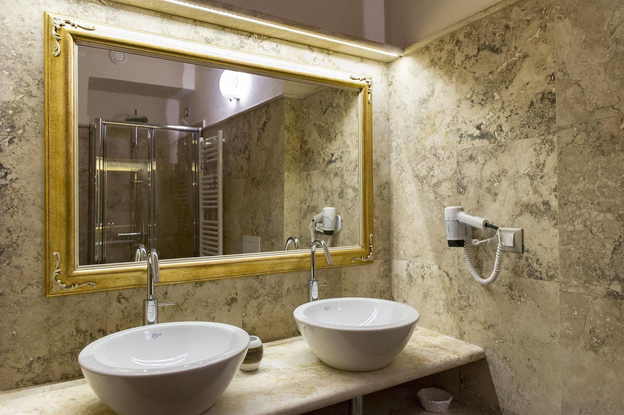 פיזה Relais Dei Mercanti B&B And Suites מראה חיצוני תמונה
